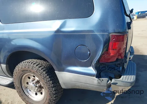 2003 Ford Excursion Xlt из США, поврежденный, VIN 1FMNU40S73EA24950